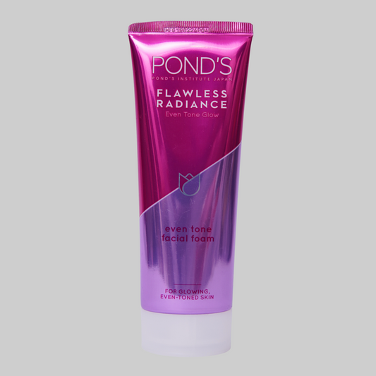 Pond's Flawless Radiance Even Tone Facial Foam, 100g